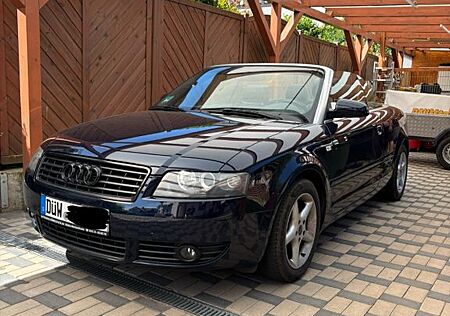 Audi A4 2.4 Cabriolet -