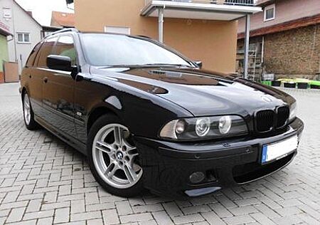 BMW 530i A Touring - M-Paket ab Werk