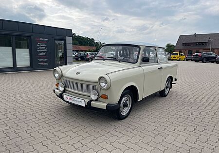 Trabant 601 S de Luxe 2.HAND TÜV NEU AHK