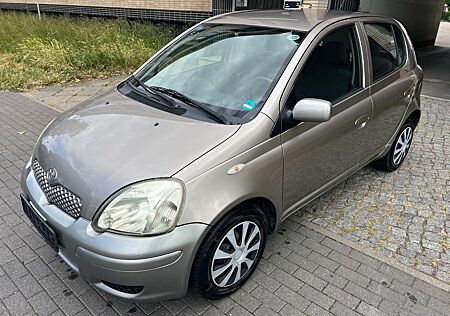 Toyota Yaris 1.0 Sol *2.Hand*