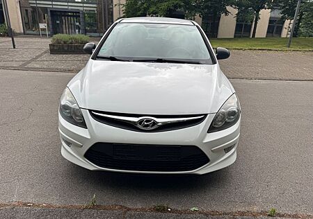 Hyundai i30 1.6 CRDi/Klima