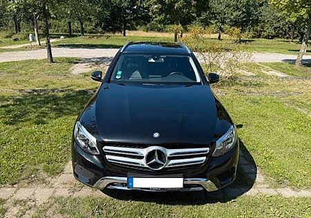 Mercedes-Benz GLC 220 d 4MATIC Autom. - AHK - Checkheft