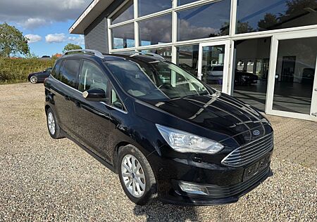 Ford Grand C-Max Titanium