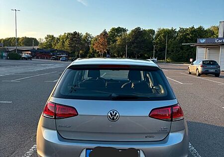 VW Golf Volkswagen 1.2 TSI Trendline Trendline