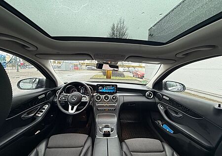 Mercedes-Benz C 220 d Autom. 9G-Pano-Kamera-Scheckheft-