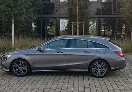 Mercedes-Benz CLA 200 Shooting Brake -