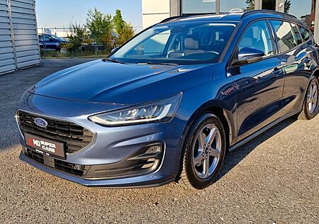 Ford Focus Turnier/Navi/LED/Keyless/Kamera/Tempo/1Ha.