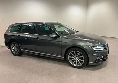 VW Passat Volkswagen R-Line 2.0 TDI DSG*LED/Leder/Navi