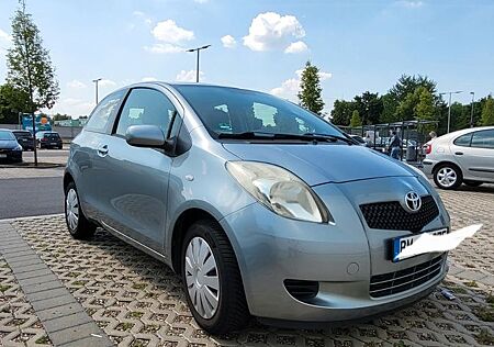 Toyota Yaris 1,0-l-VVT-i -