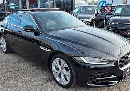 Jaguar XE S/LED/Navi/Panorama/AHK/Carplay/1Ha