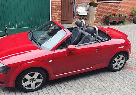 Audi TT Roadster 1.8T 110KW -