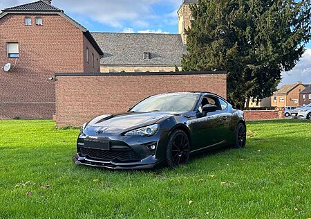 Toyota GT86 2,0-l-Boxermotor - Motor neu ! 50km