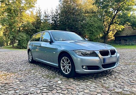 BMW 320d Touring Automatic