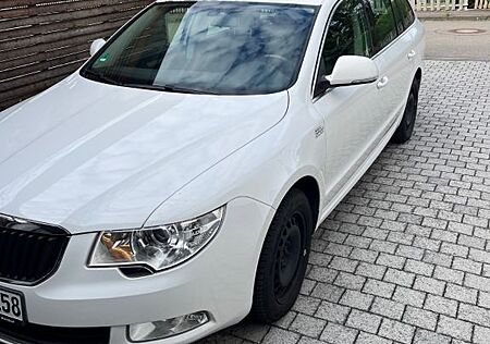 Skoda Superb 2.0 TDI Kombi