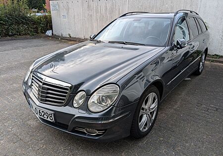 Mercedes-Benz E 280 CDI T AVANTGARDE - Top Ausstattung!