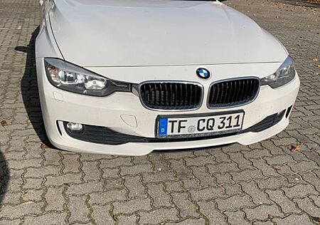 BMW 320d EfficientD. Ed. Touring Advantage Advantage