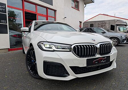 BMW 545 e xDrive M Sport PANO/HARMAN/SHZ/KAMERA/20"
