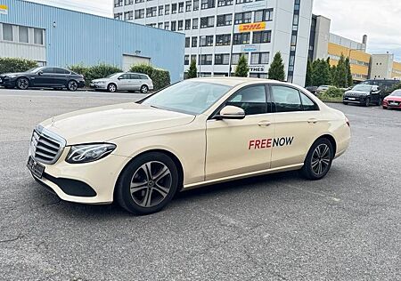 Mercedes-Benz E 200 E -Klasse Automatik*Kamera*LED*Leder