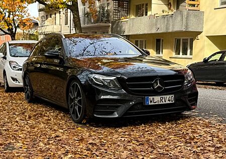 Mercedes-Benz E 400 d AMG 4MATIC T -Modell Vollausstattung