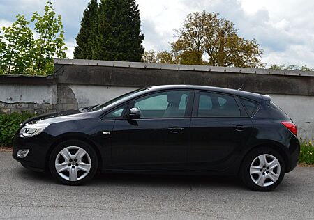Opel Astra J Lim. 5-trg. Design Edition-KLIMA