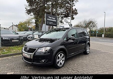 VW Touran Volkswagen *Standheizung*Parkassisten*AHK*Navi*7Sitzer*