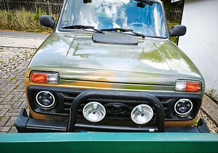 Lada Niva gebraucht kaufen Lada Niva Urban 4x4 Urban