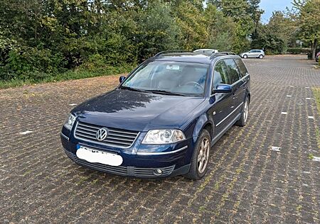 VW Passat Variant Volkswagen 2.3 V5 Highline Variant Highline