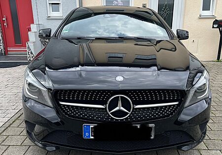 Mercedes-Benz CLA 220 Shooting Brake CLA 220 CDI DCT Shoot...