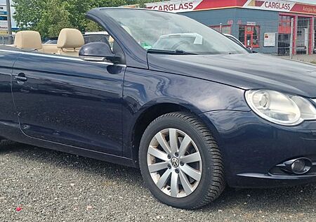 VW Eos Volkswagen 2.0 TDI*Leder*Sitzhzg*PDC*TOP-Zustand