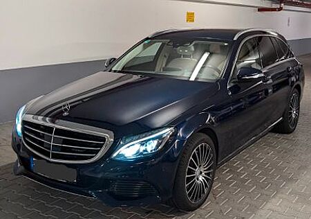 Mercedes-Benz C 250 C 250D HEAD-UP/AIRMATIC/LUFTFAHRWERK