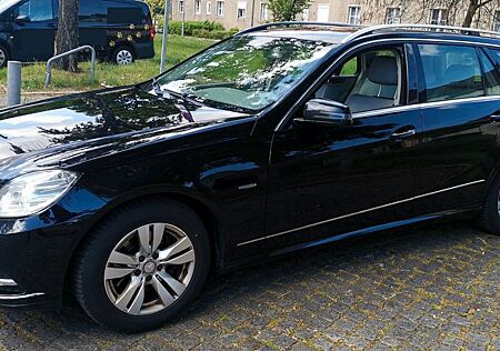 Mercedes-Benz E 350 CDI T Elegance TÜV NEU 1.Hand MEGA VOLL 1A