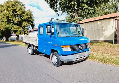 Mercedes-Benz Vario 614 Doppelkabine / 6 Sitze