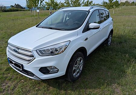 Ford Kuga 1,5 EcoBoost 4x2 110kW COOL & CONNECT C...