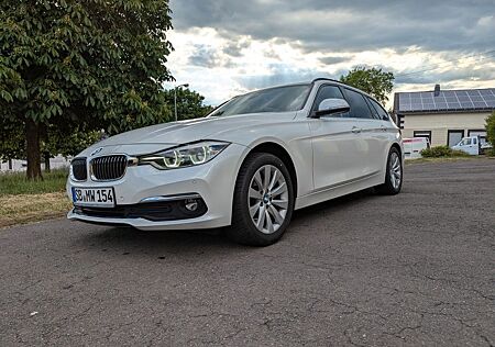 BMW 320d xDrive Touring Luxury Head-Up LED AHK