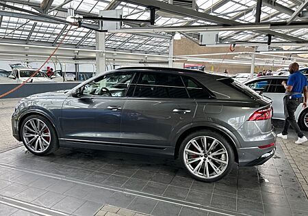 Audi Q8 60 TFSI e quattro -Facelift u Großer Batterie