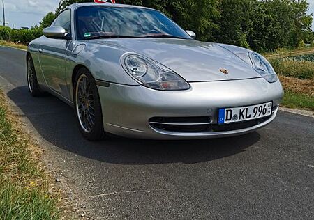 Porsche 996 Carrera Coupé Carrera