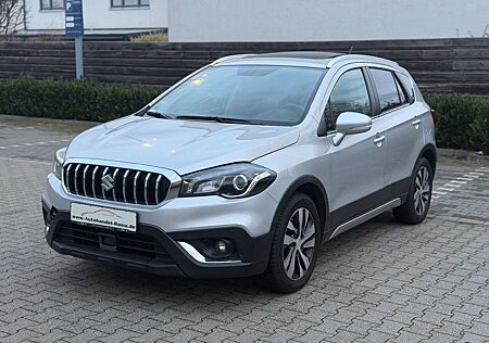 Suzuki SX4 S-Cross 4x4 Automatik Navi Xenon Pano