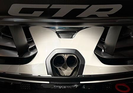 McLaren SENNA GTR//1 OF 75//RACING-LIVERY//SATIN-CARBON