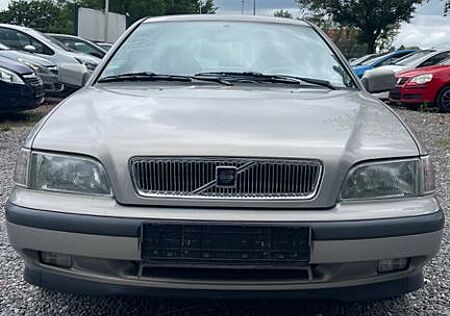 Volvo S40 1.8