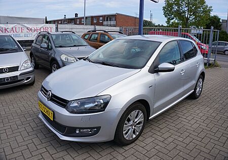 VW Polo Volkswagen V Life