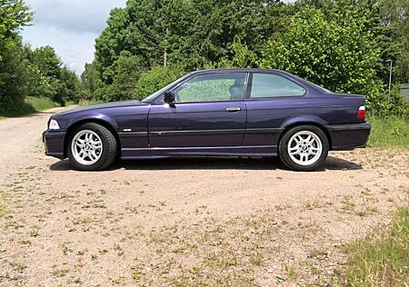 BMW 318iS Coupe e36 M-Paket ab Werk TÜV neu