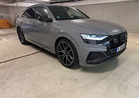 Audi Q8 50 TDI Quattro S-Line Panorama Dach