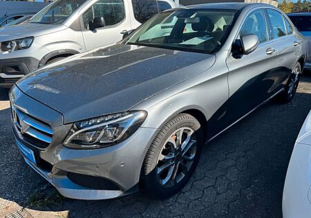 Mercedes-Benz C 200 Avantgarde 4-Matic Navi Schiebedach LED