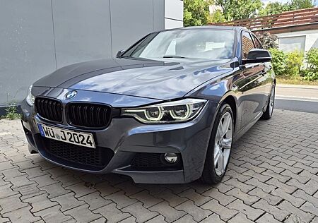 BMW 330 M Sport Head-Up
