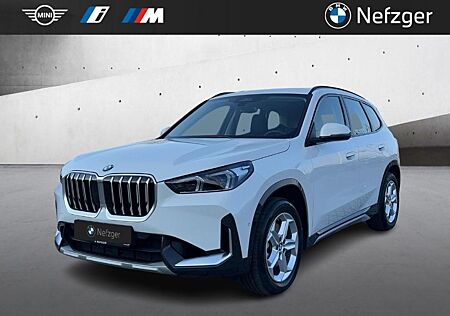 BMW X1 xDrive23i xLine Park-Assistent AHK PANO LED