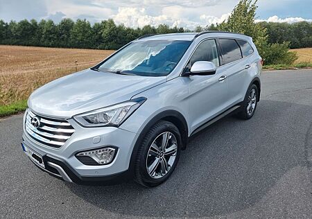 Hyundai Grand Santa Fe 2.2 CRDi , 4WD, 7 Sitzer