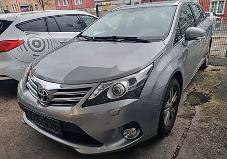 Toyota Avensis 1.8 Kombi/1-Hand/Kamera/Navi/