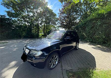 BMW X3 20d Jahr 2010 in gutem Zustand Sportpake