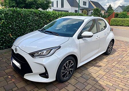 Toyota Yaris 1.5-l-VVT-i Team Deutschland Team Deut...