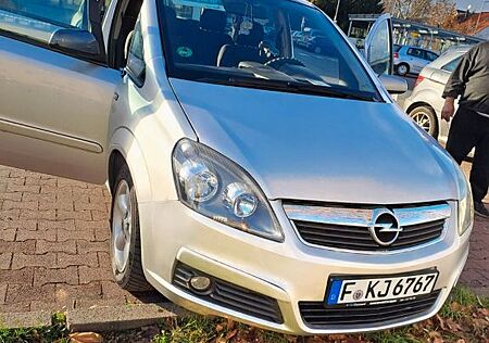 Opel Zafira 1.7 CDTI 92kW -
